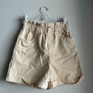 cream h&m high waisted shorts